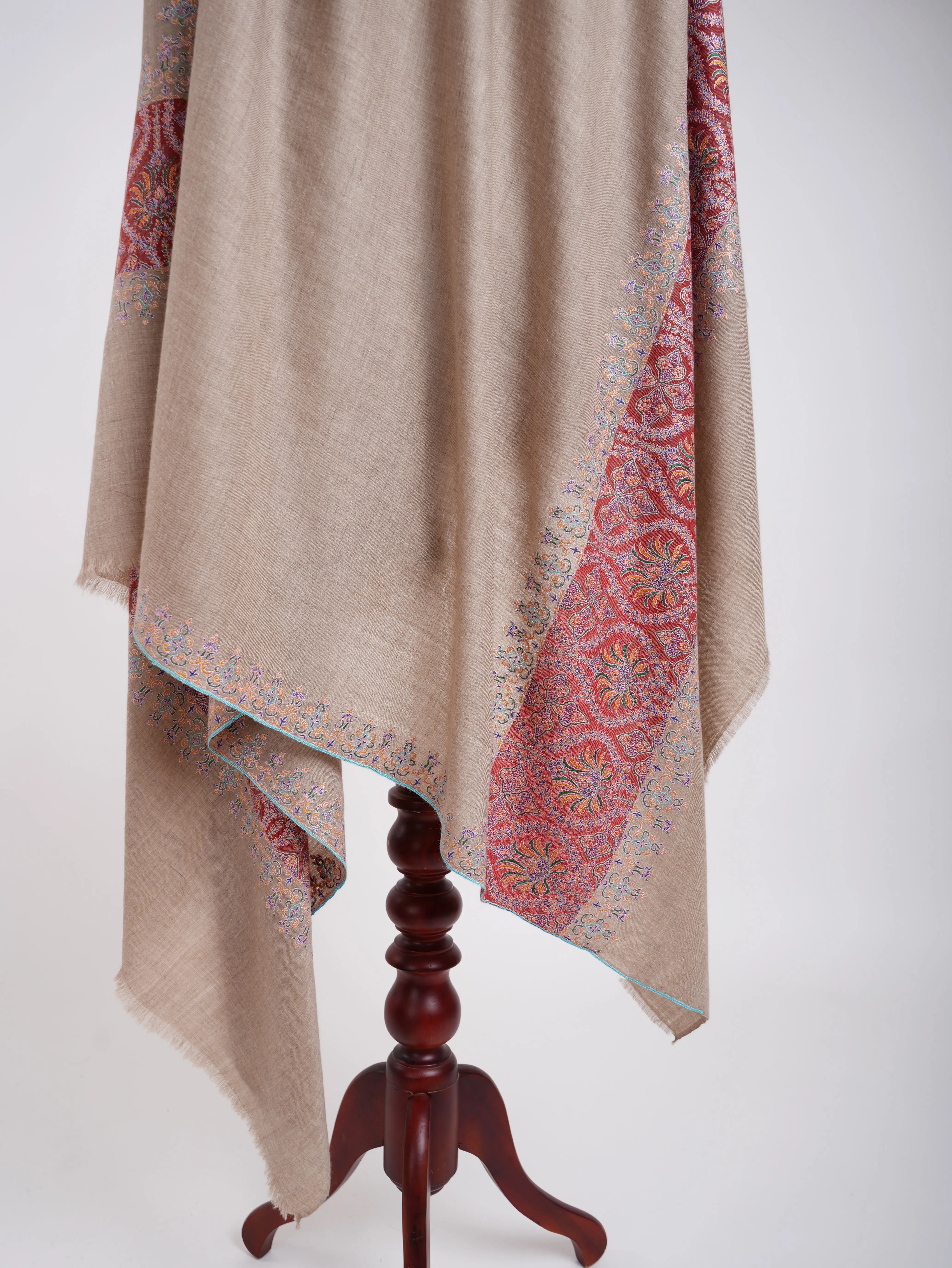 Grey and Red Minimalistic Kashmiri Pashmina