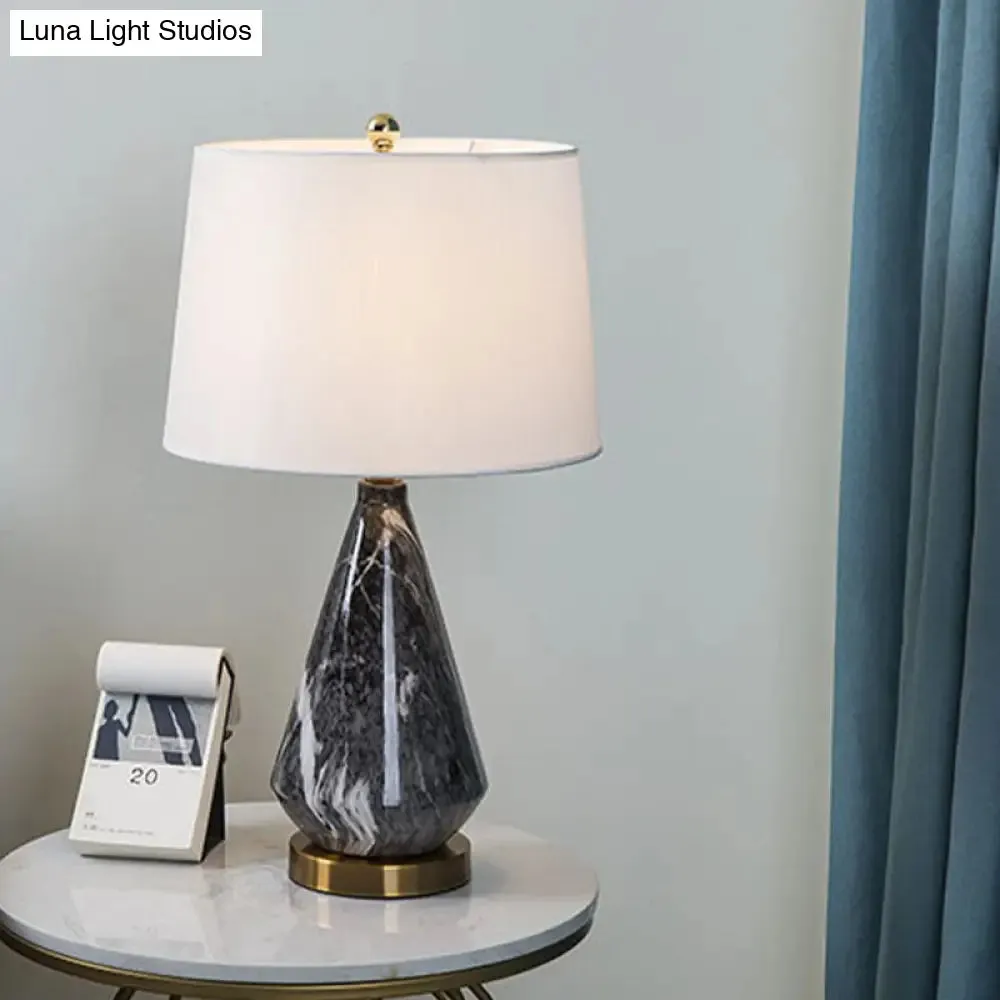 Natalie - Minimalist Table Lamp