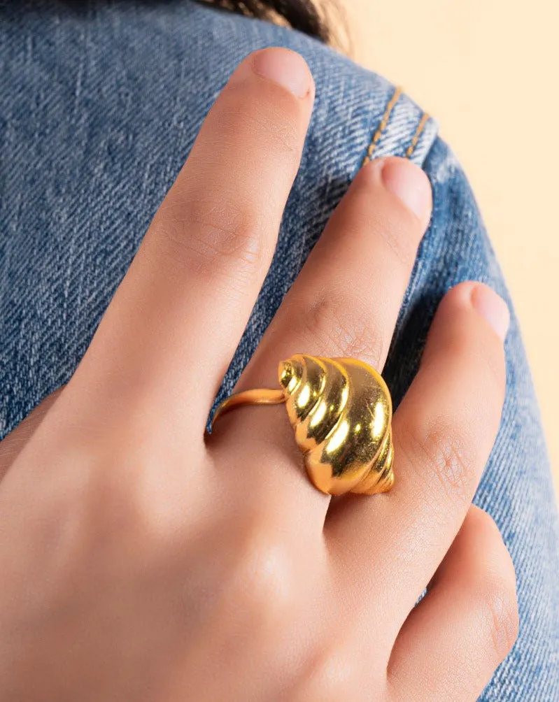 Tulip Shell Ring