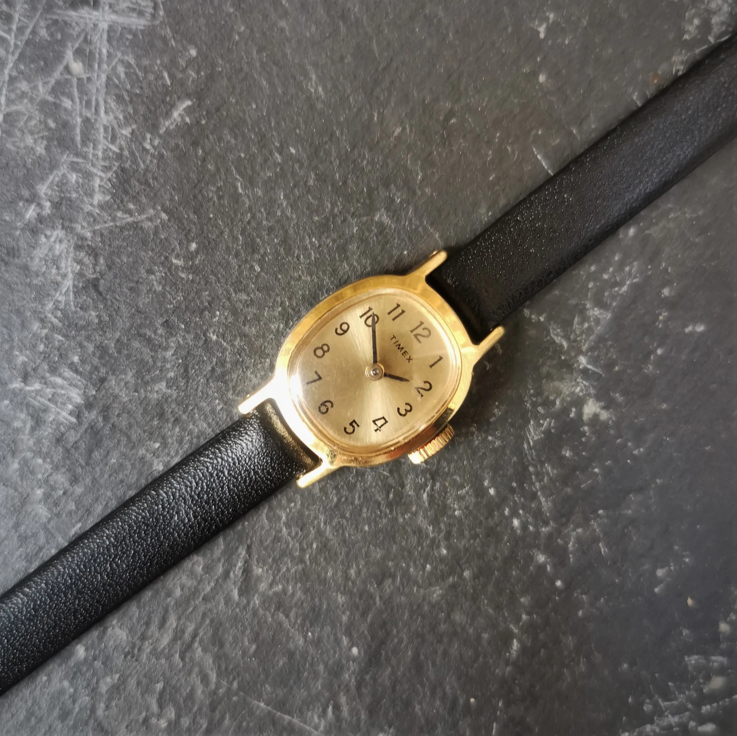 Vintage Women's TIMEX Gold Plated Mechanical Watch // Genuine Leather Strap